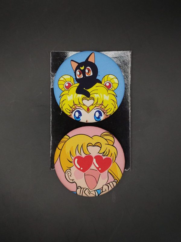 BOTON SAILOR MOON 1